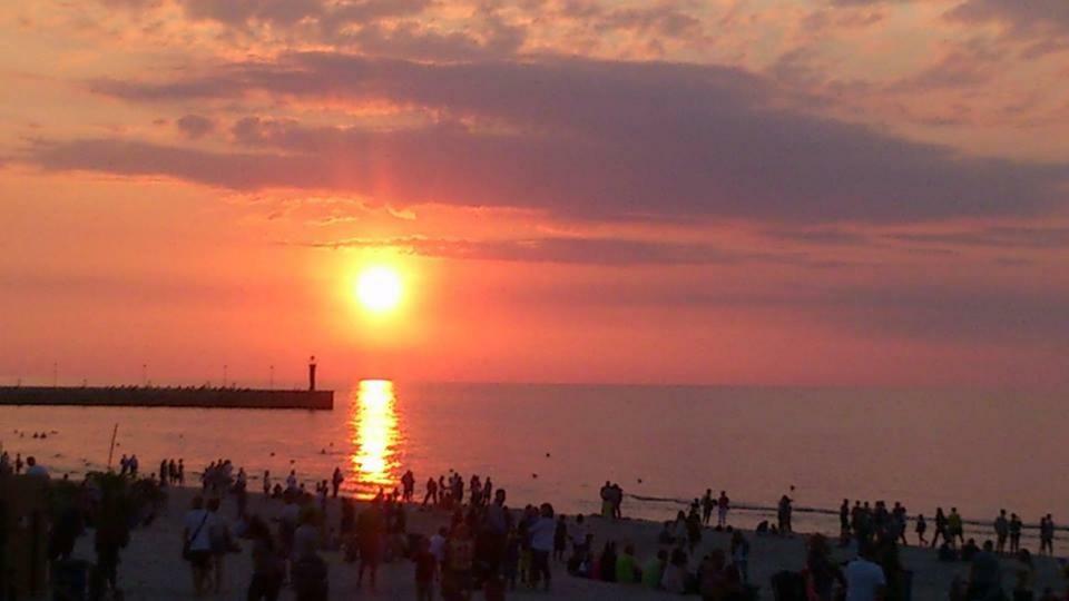 Holiday Леба Екстериор снимка